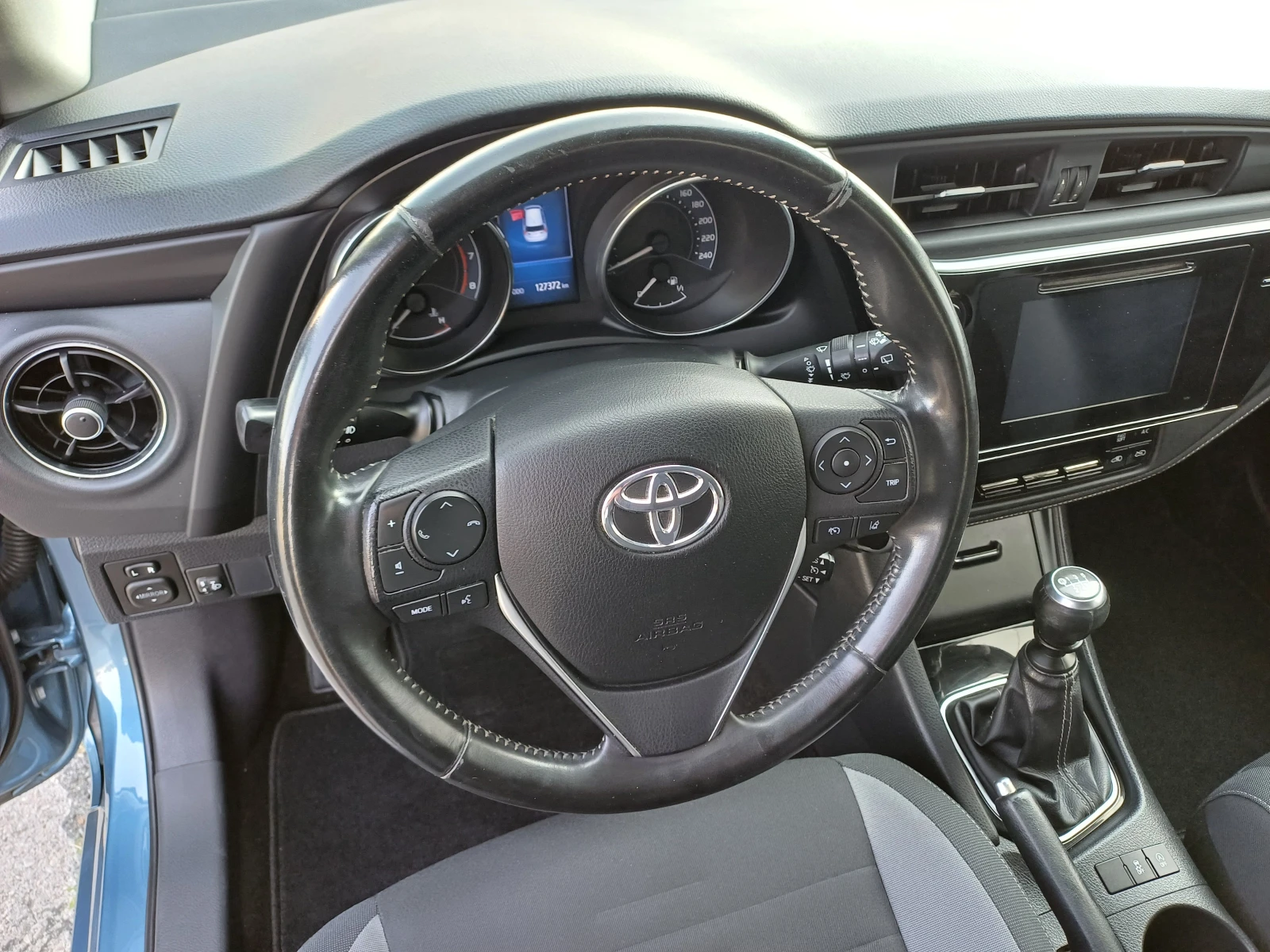 Toyota Auris 1.2 Benzin 116k.s Facelift  - изображение 8