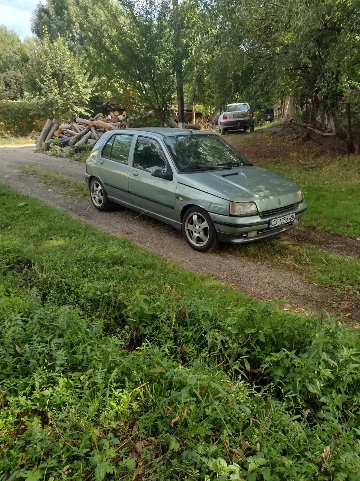 Renault Clio 1.8, 8v, Baccara | Mobile.bg   1