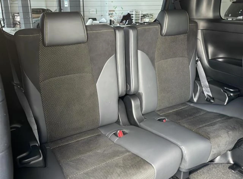 Toyota Alphard  - изображение 7
