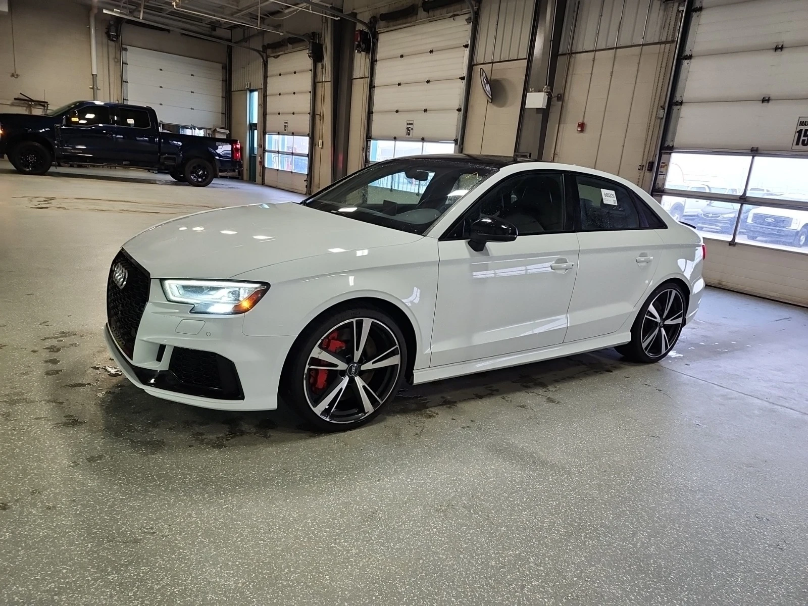 Audi Rs3 2.5 TFSI QUATTRO S * * CARFAX * * АВТО КРЕДИТ * *  - изображение 2