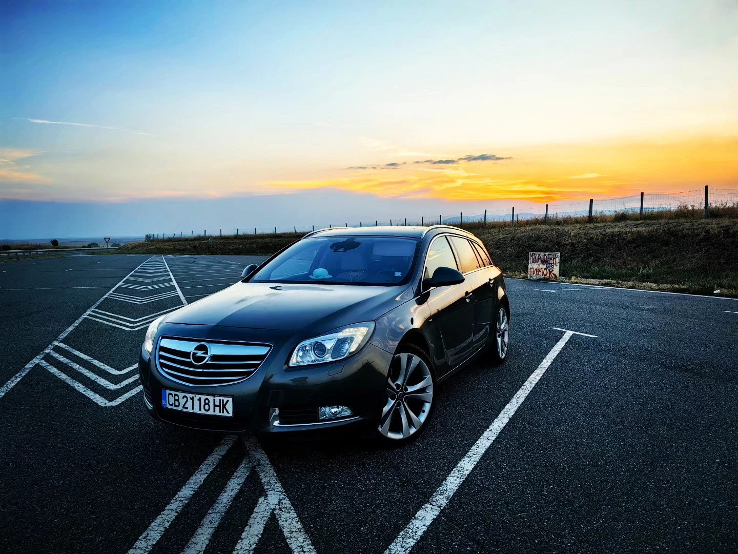 Opel Insignia 2.8 v6 turbo 4x4 - изображение 8