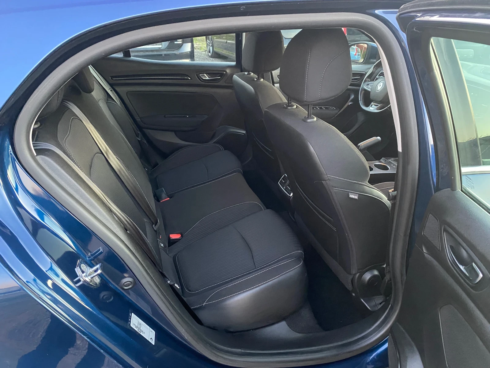 Renault Megane Renault Megane 1.6 dCi, 110 �.�. | Mobile.bg � ����������� 11