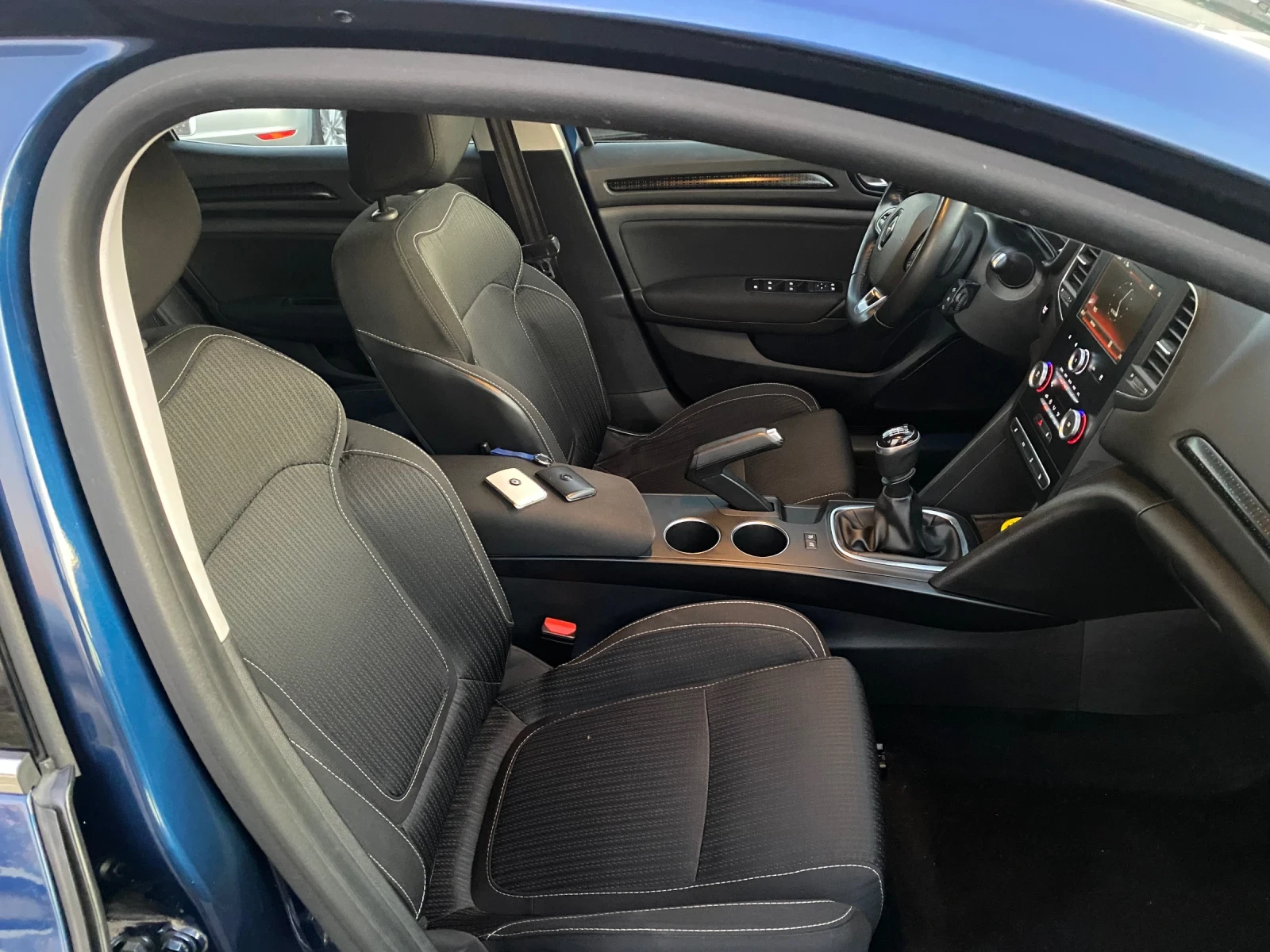 Renault Megane Renault Megane 1.6 dCi, 110 �.�. | Mobile.bg � ����������� 12