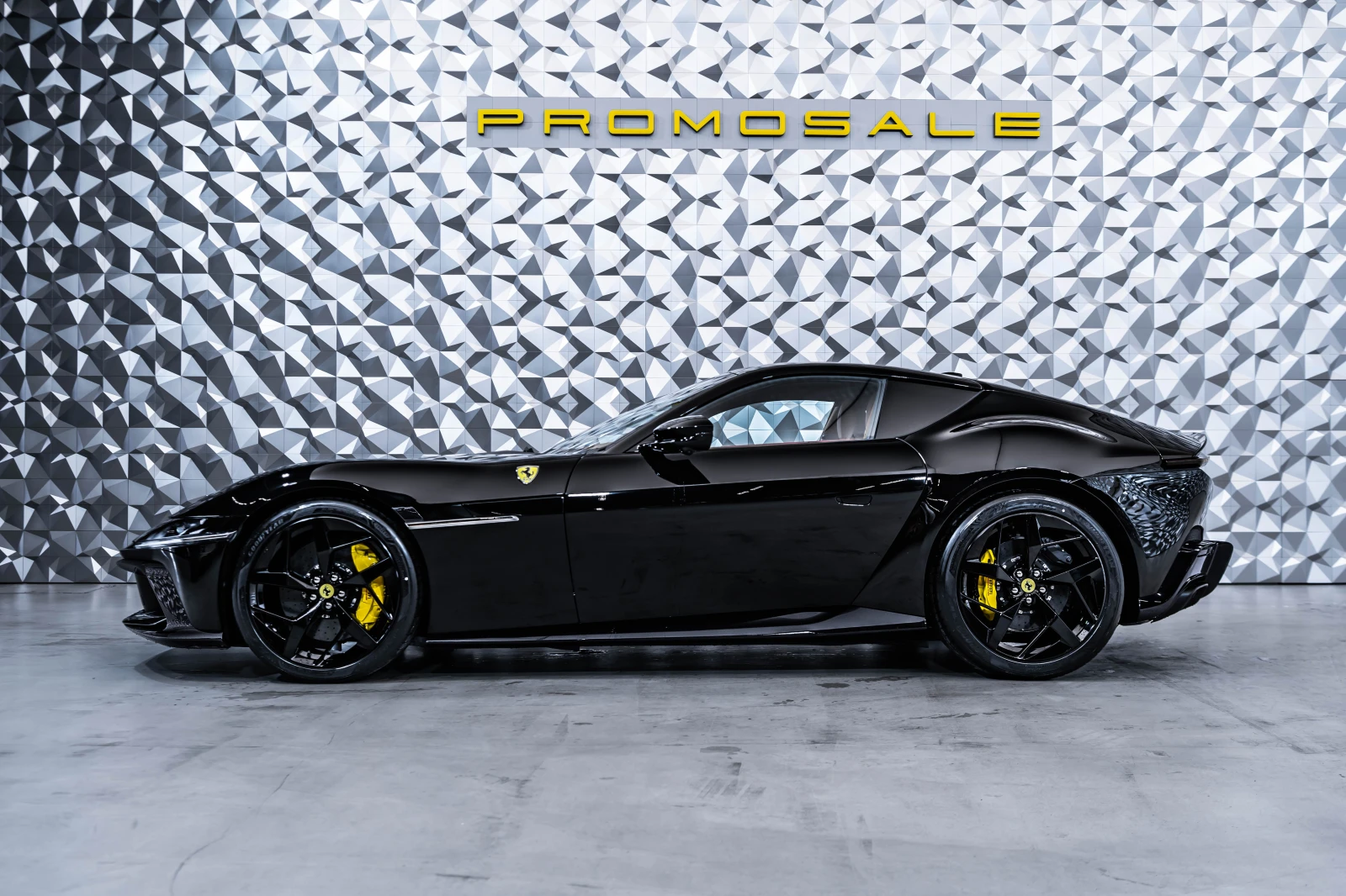 Ferrari 12 Cilindri Coupe Nero - изображение 3