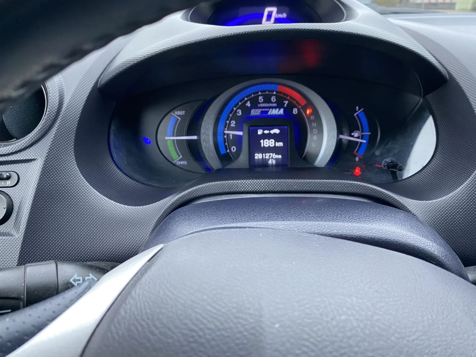 Honda Insight Hybrid - изображение 7