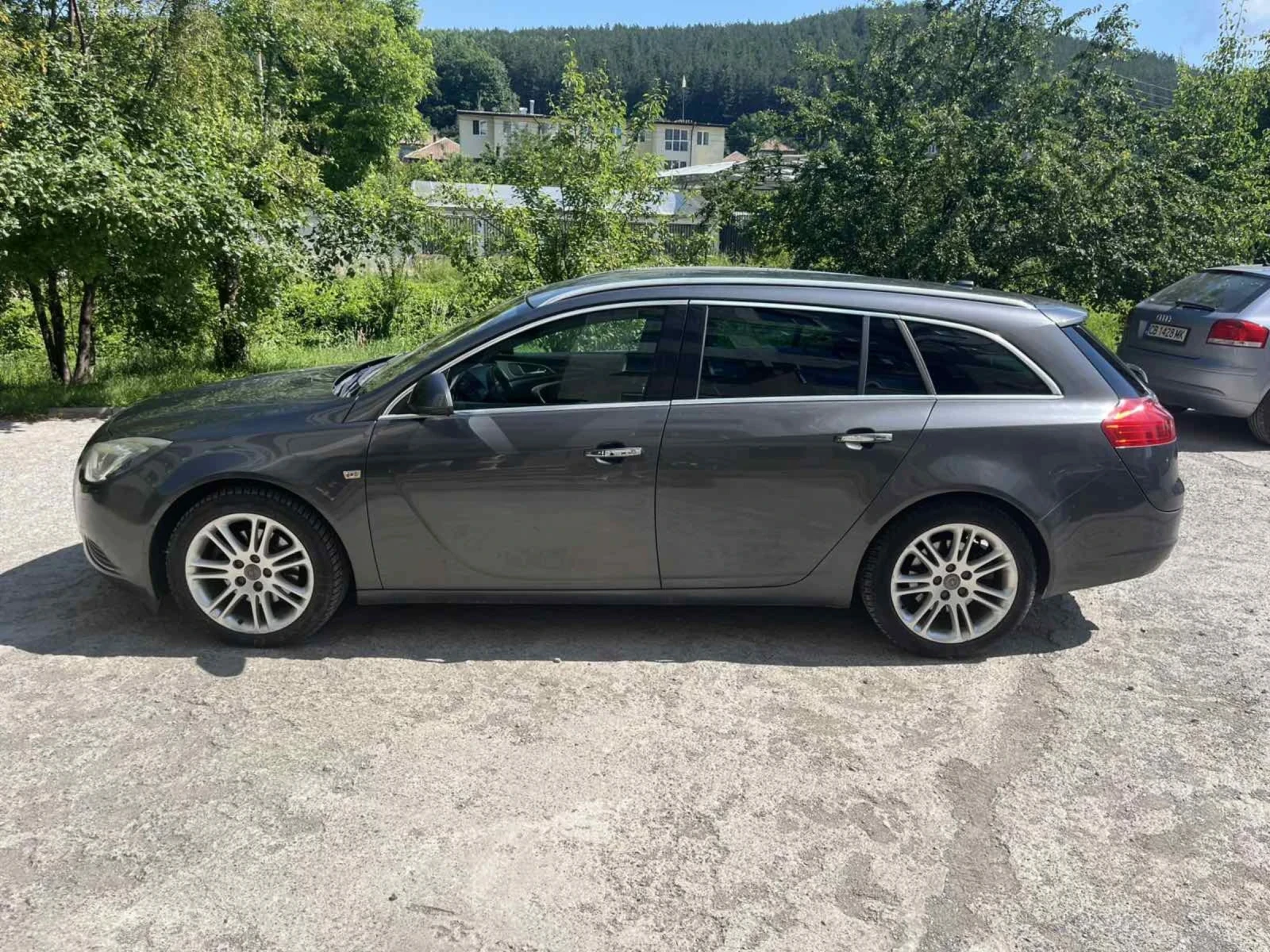 Opel Insignia 2.0 TDCI Sports Tourer - изображение 3