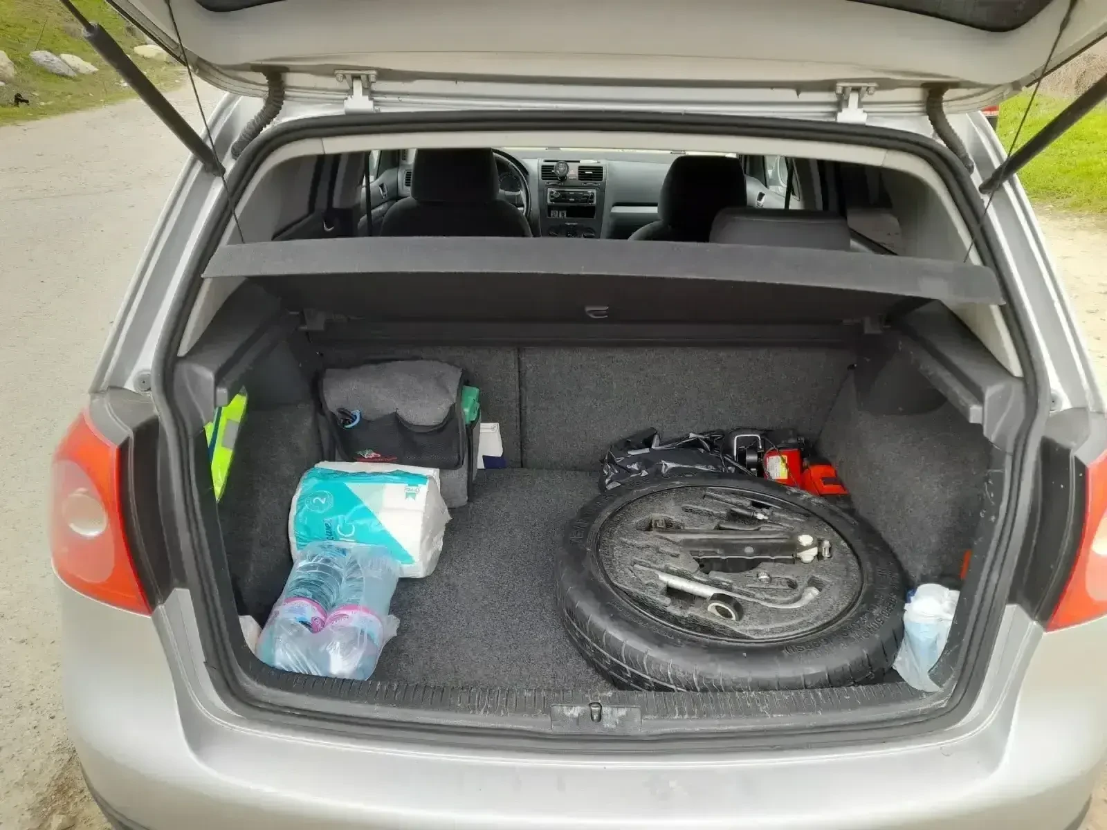 VW Golf 5- 1.6 - ГАЗ/БЕНЗИН, снимка 10 - Автомобили и джипове - 53863913