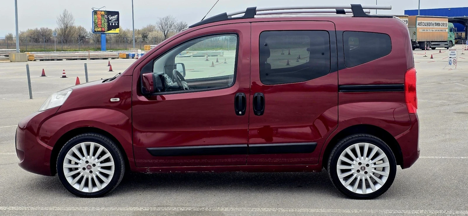Fiat Qubo 1.3 MJET, снимка 4 - Автомобили и джипове - 53952984