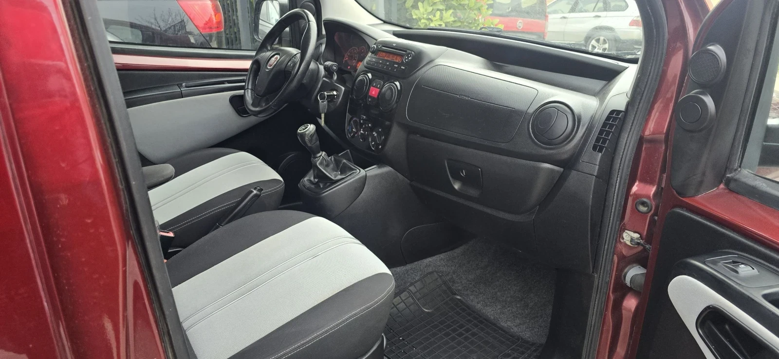 Fiat Qubo 1.3 MJET, снимка 14 - Автомобили и джипове - 53952984