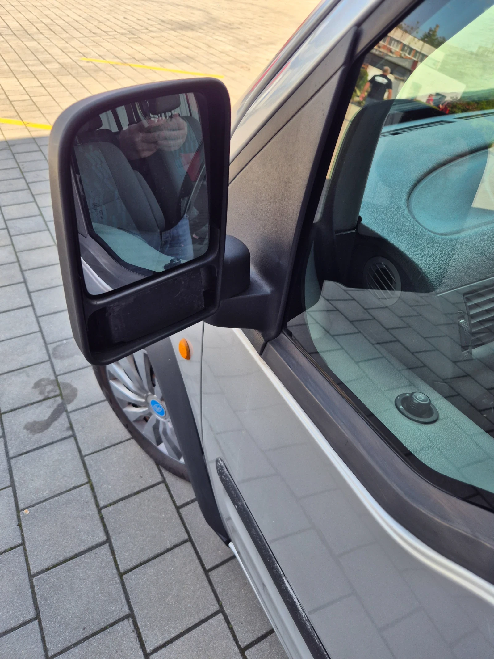 Ford Connect, снимка 11 - Автомобили и джипове - 54298193