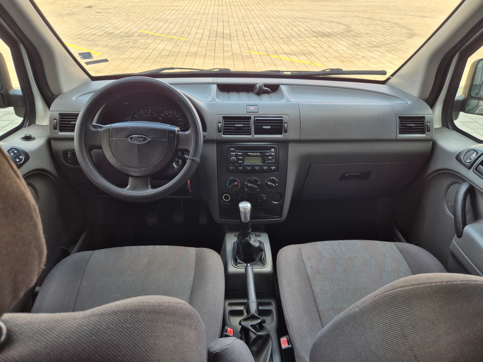 Ford Connect, снимка 10 - Автомобили и джипове - 54298193