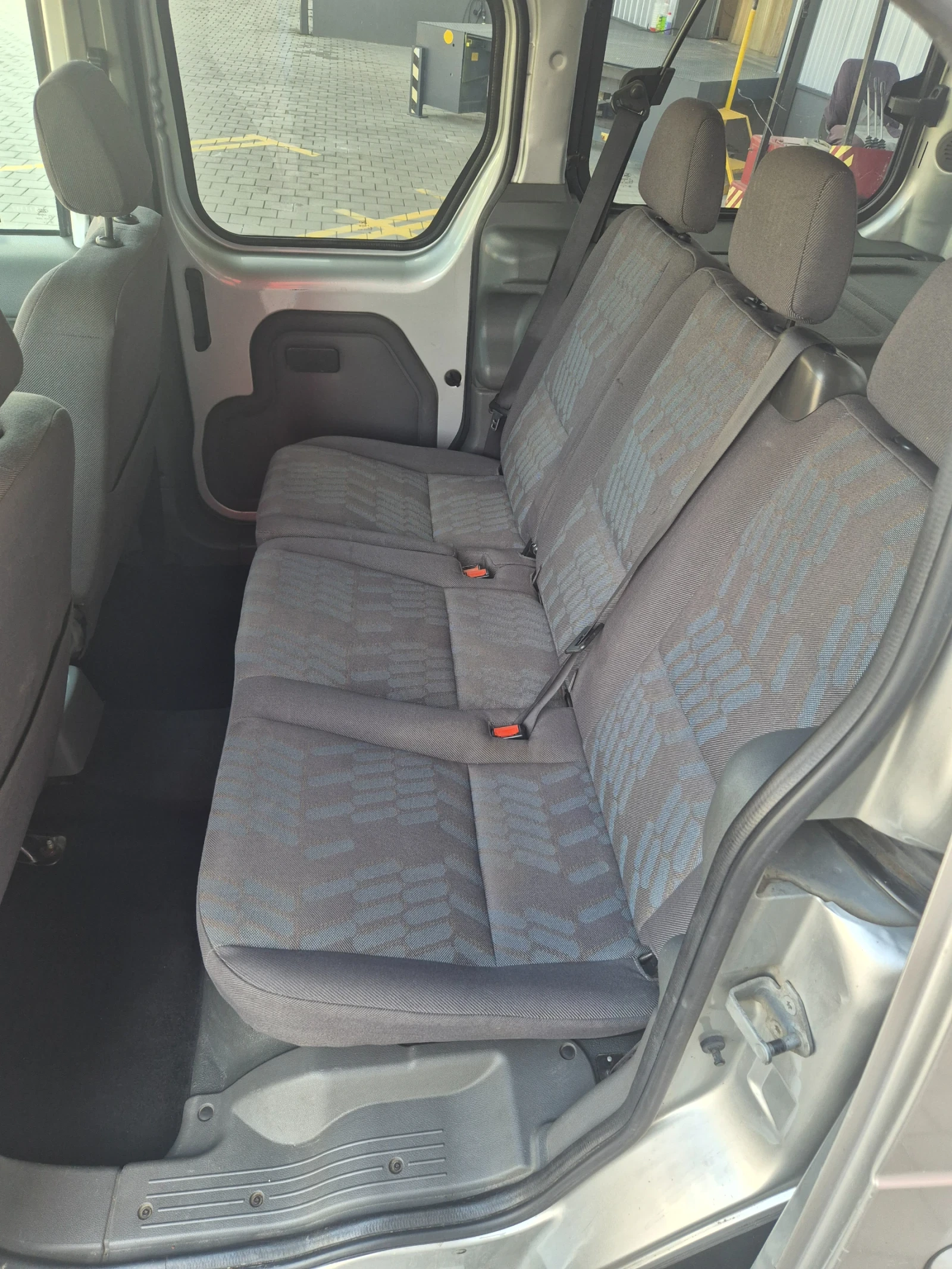 Ford Connect, снимка 8 - Автомобили и джипове - 54298193