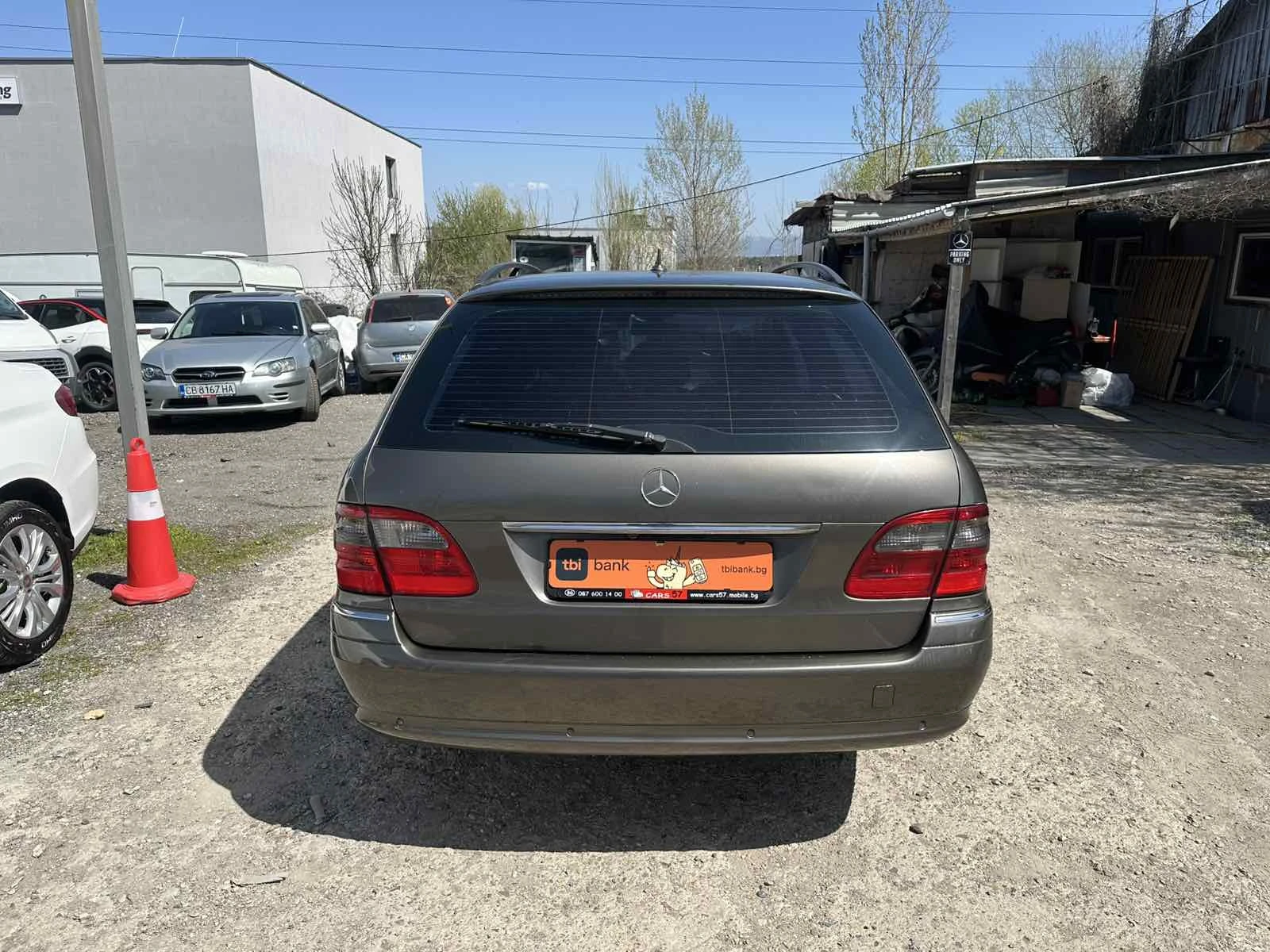 Mercedes-Benz E 220 CDI Facelift OM646 AVANGARDE Aвтоматик, снимка 6 - Автомобили и джипове - 54641797