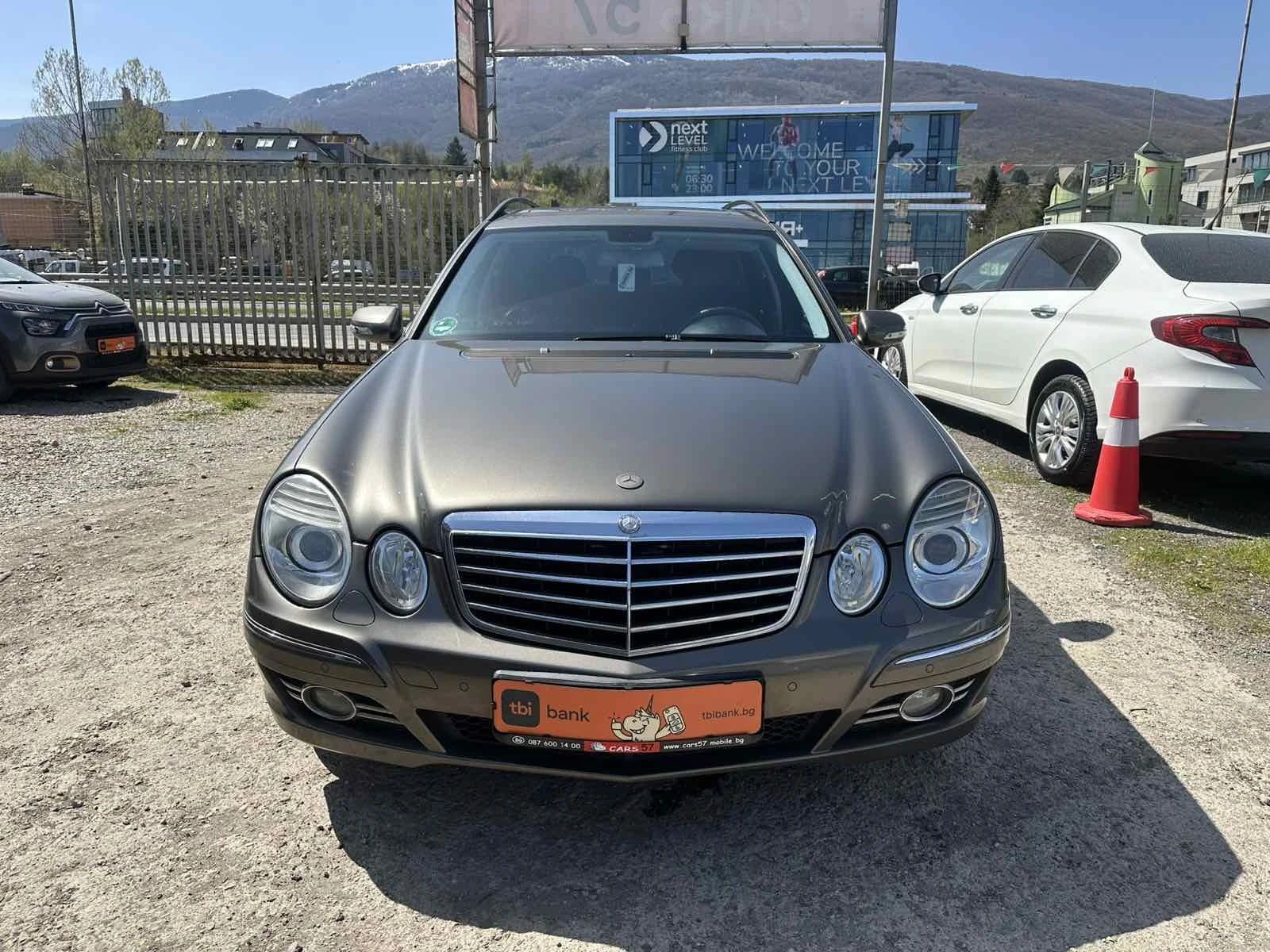 Mercedes-Benz E 220 CDI Facelift OM646 AVANGARDE Aвтоматик, снимка 5 - Автомобили и джипове - 54641797