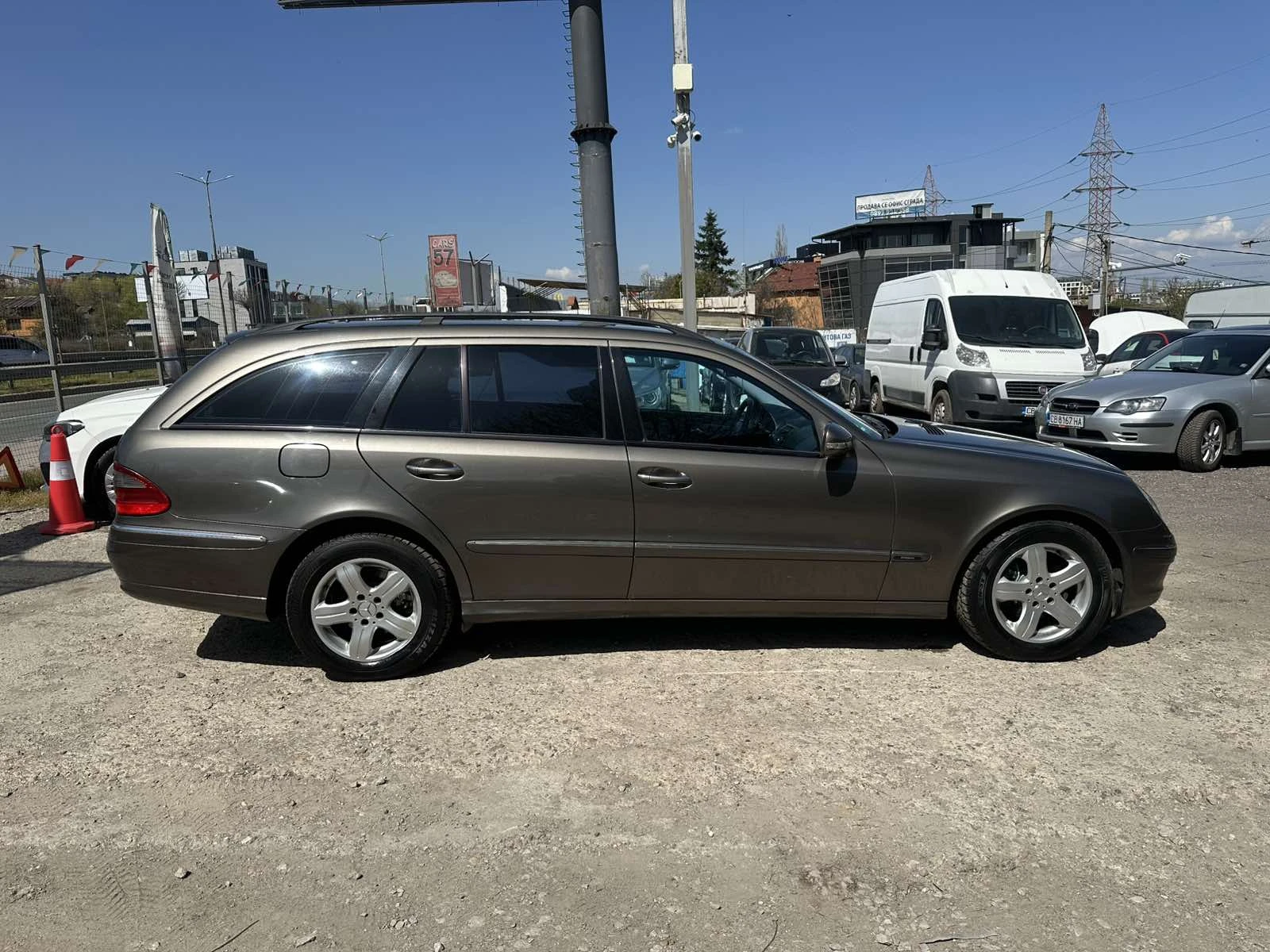 Mercedes-Benz E 220 CDI Facelift OM646 AVANGARDE Aвтоматик, снимка 7 - Автомобили и джипове - 54641797
