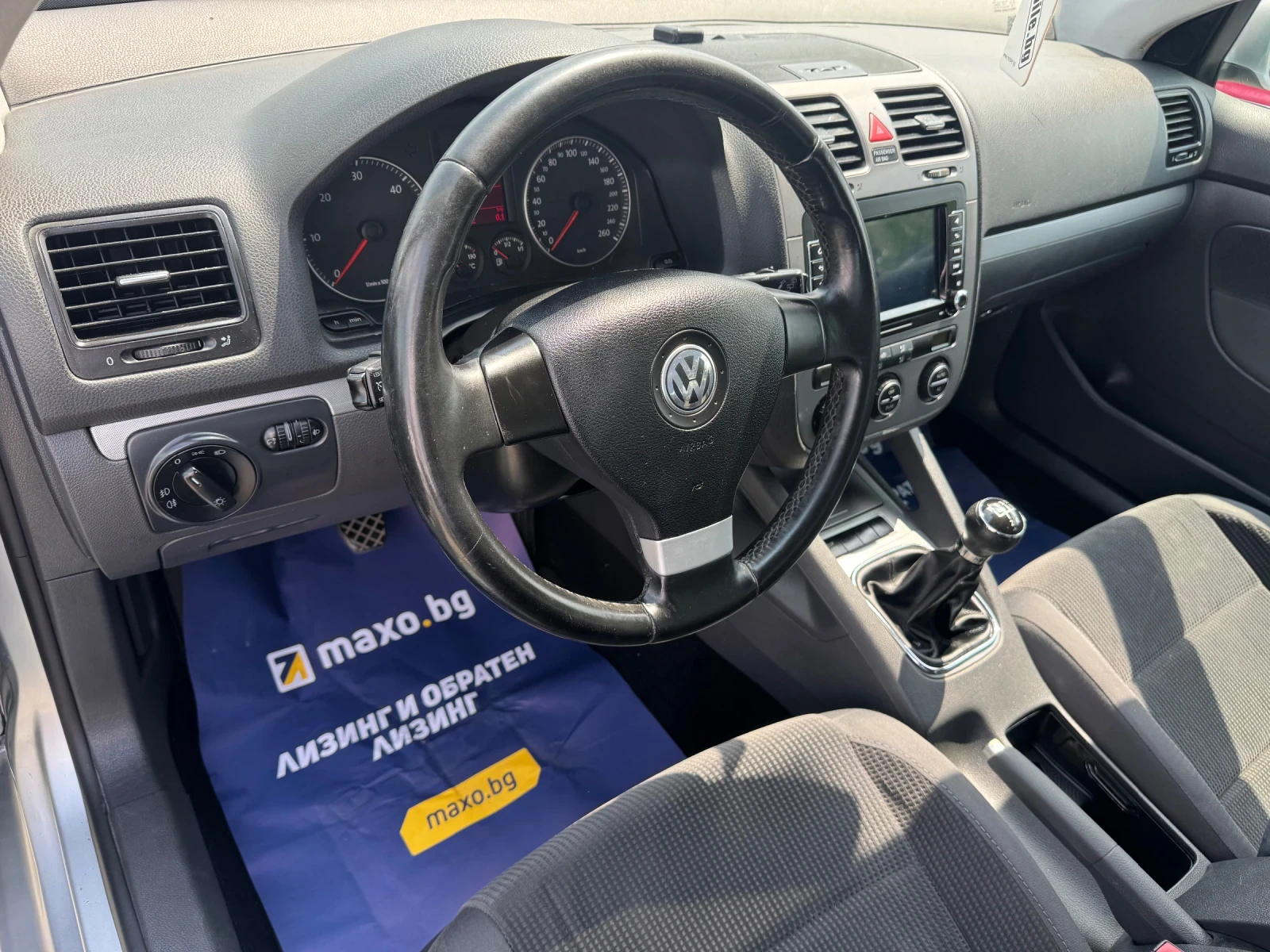 VW Golf TDI, снимка 8 - Автомобили и джипове - 54791394