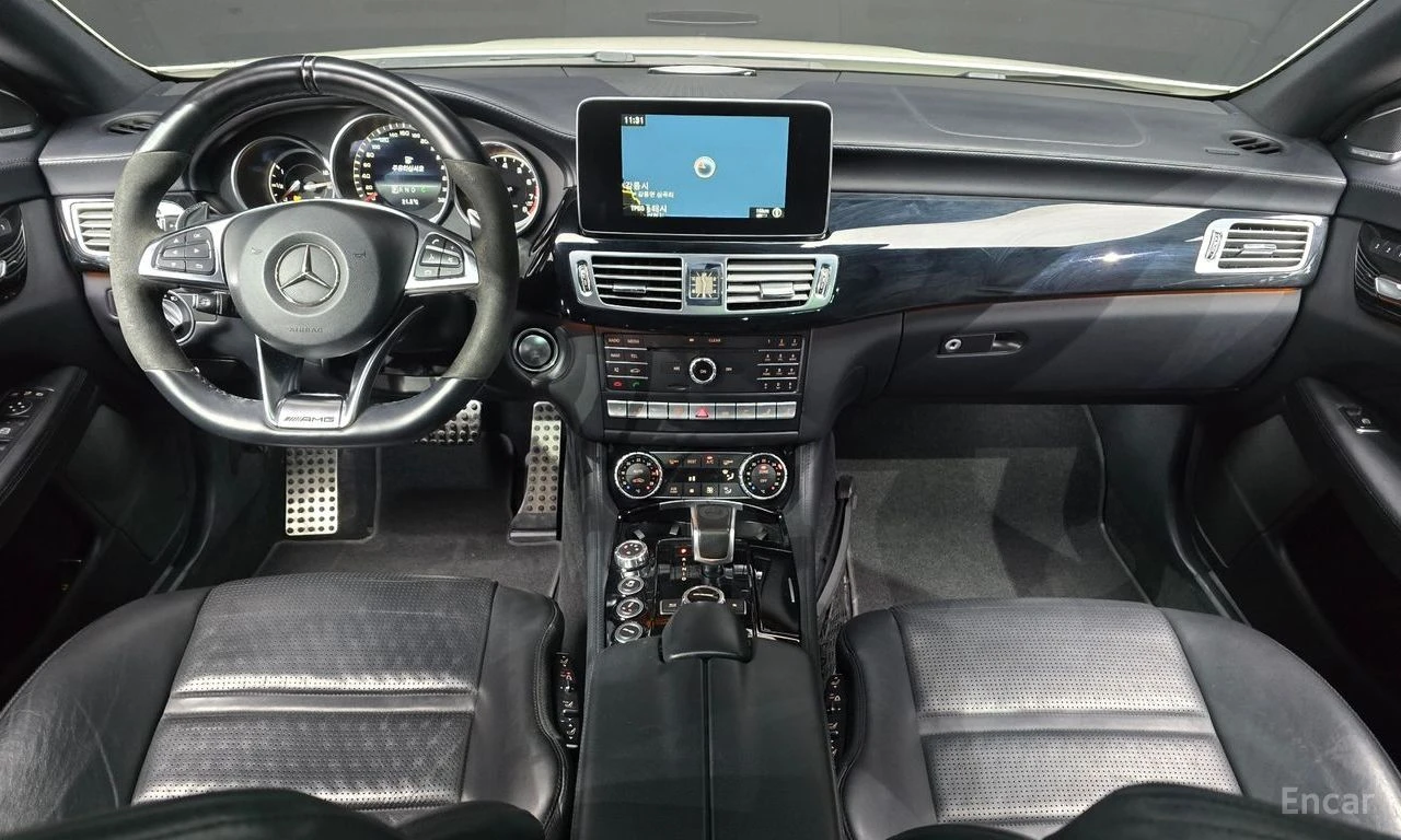 Mercedes-Benz CLS 63 AMG HARMON* KARDON* ДИСТРОНИК* ОБДУХВАНЕ* МАСАЖ* 360КА, снимка 8 - Автомобили и джипове - 54856429