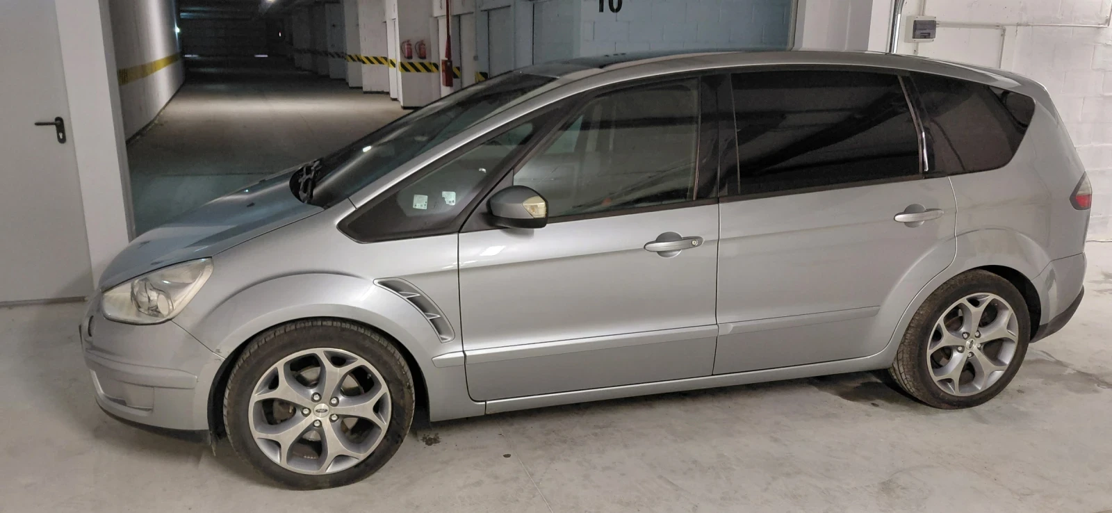 Ford S-Max