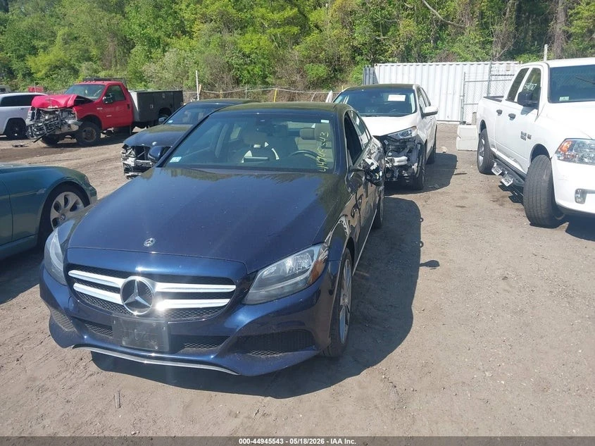 Mercedes-Benz C 300 4MATIC* КОЖА* ПОДГРЕВ* ВИДЕО, снимка 2 - Автомобили и джипове - 54942657