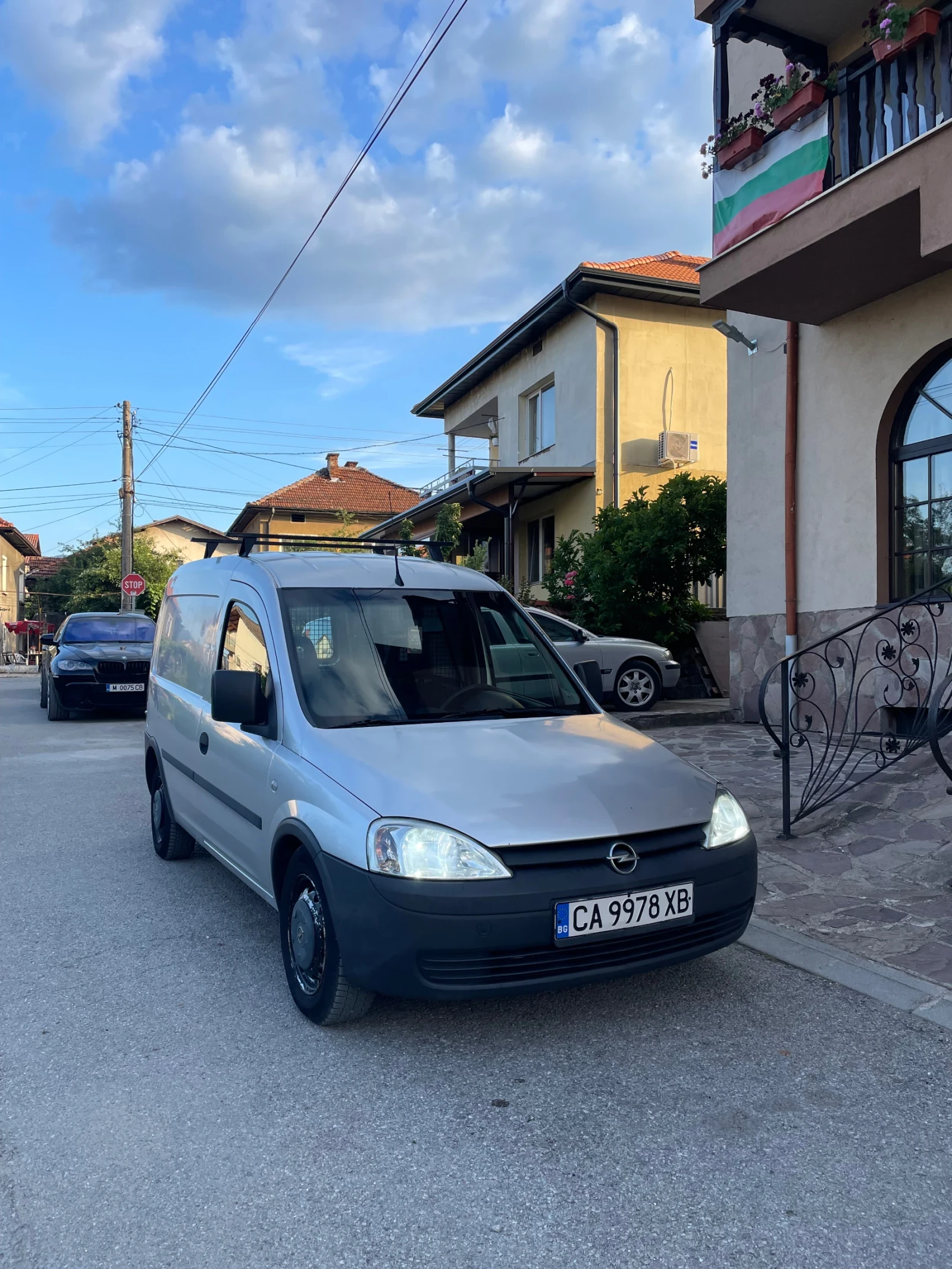 Opel Combo, снимка 2 - Автомобили и джипове - 54990632