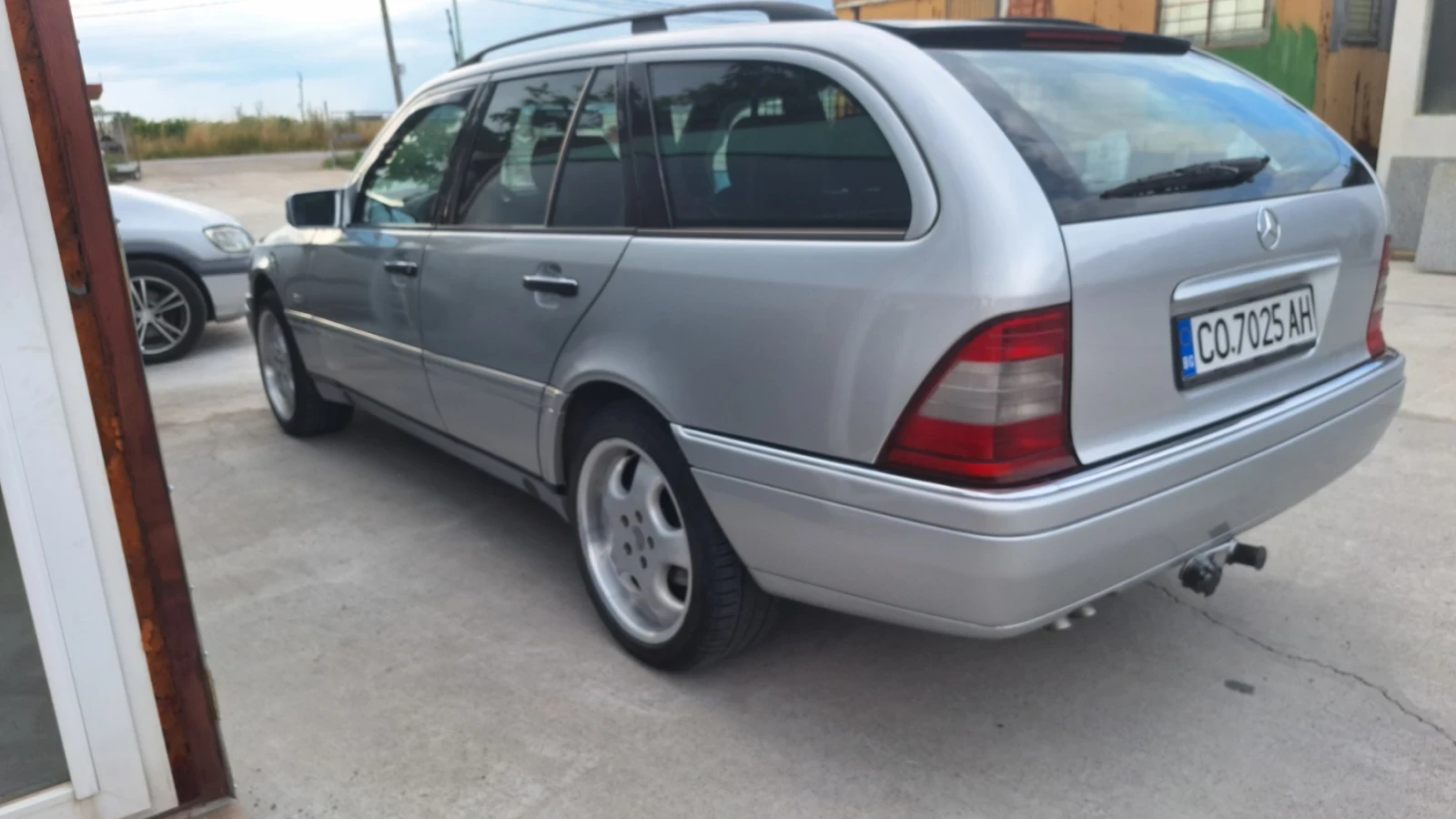 Mercedes-Benz C 250 ТД, снимка 2 - Автомобили и джипове - 55304377
