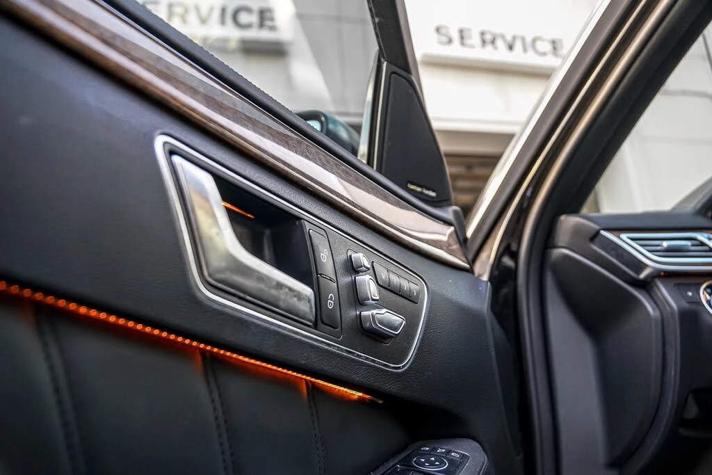 Mercedes-Benz E 55 FACE* 4MATIC* H/K* PANO* ОБДУХ , снимка 8 - Автомобили и джипове - 55451453