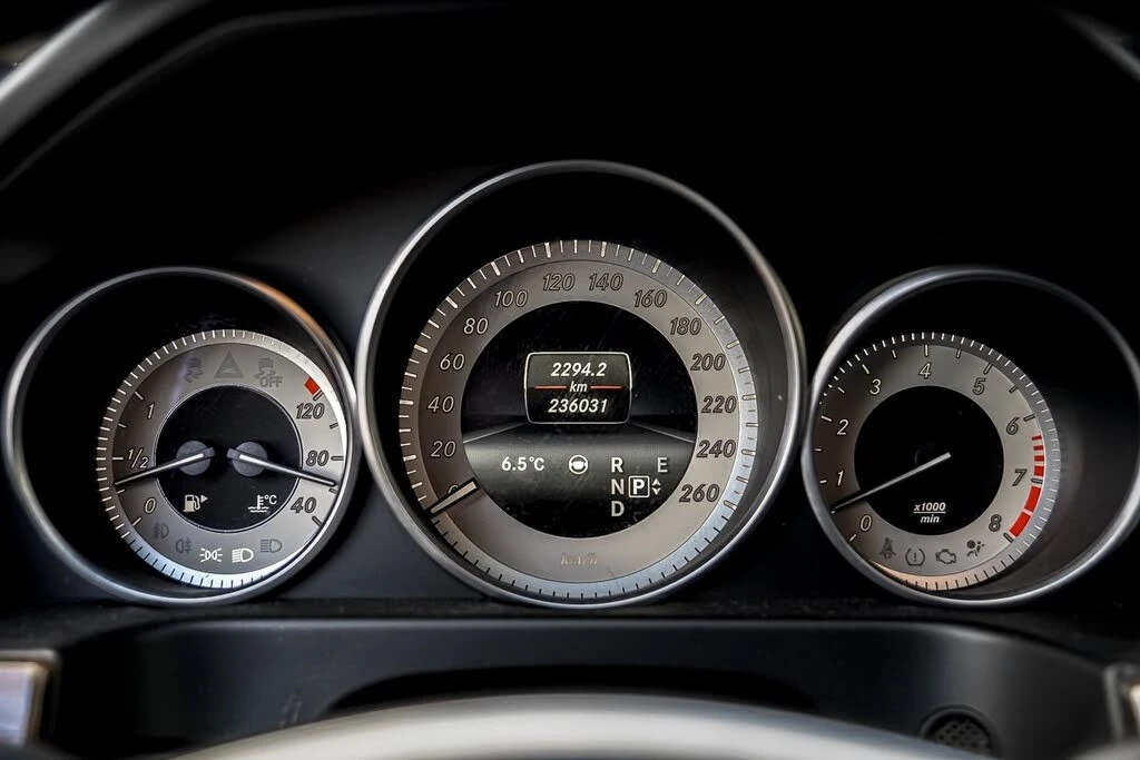 Mercedes-Benz E 55 FACE* 4MATIC* H/K* PANO* ОБДУХ , снимка 13 - Автомобили и джипове - 55451453