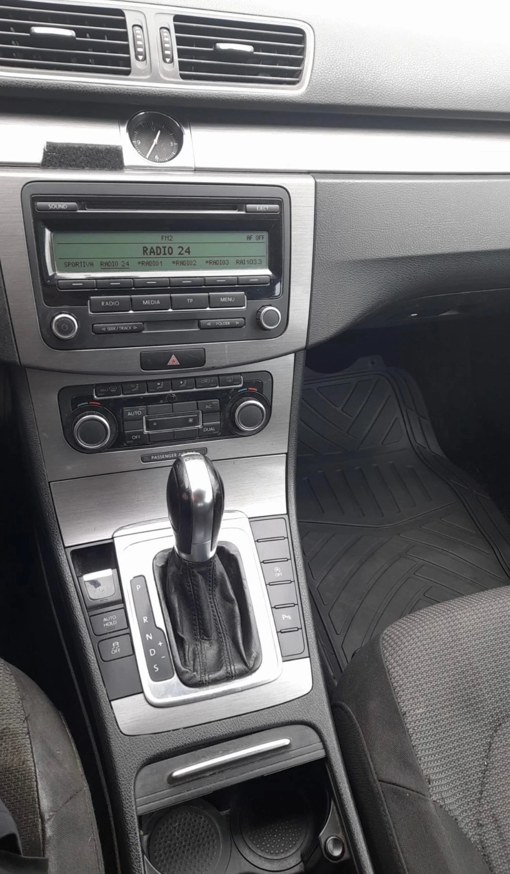 VW Passat VW Passat 2.0 140к.с АВТОМАТИК DSG, снимка 10 - Автомобили и джипове - 55467026