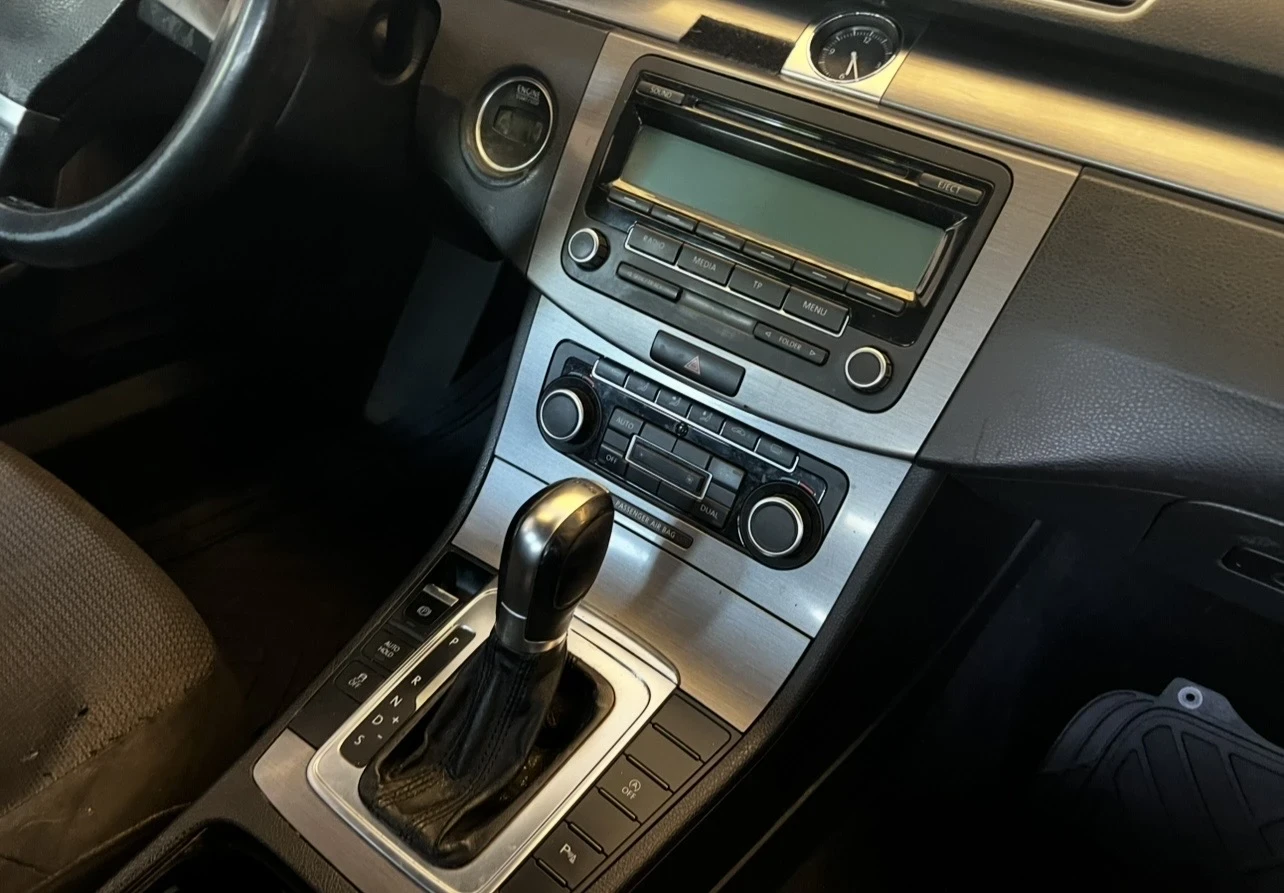 VW Passat VW Passat 2.0 140к.с АВТОМАТИК DSG, снимка 4 - Автомобили и джипове - 55467026