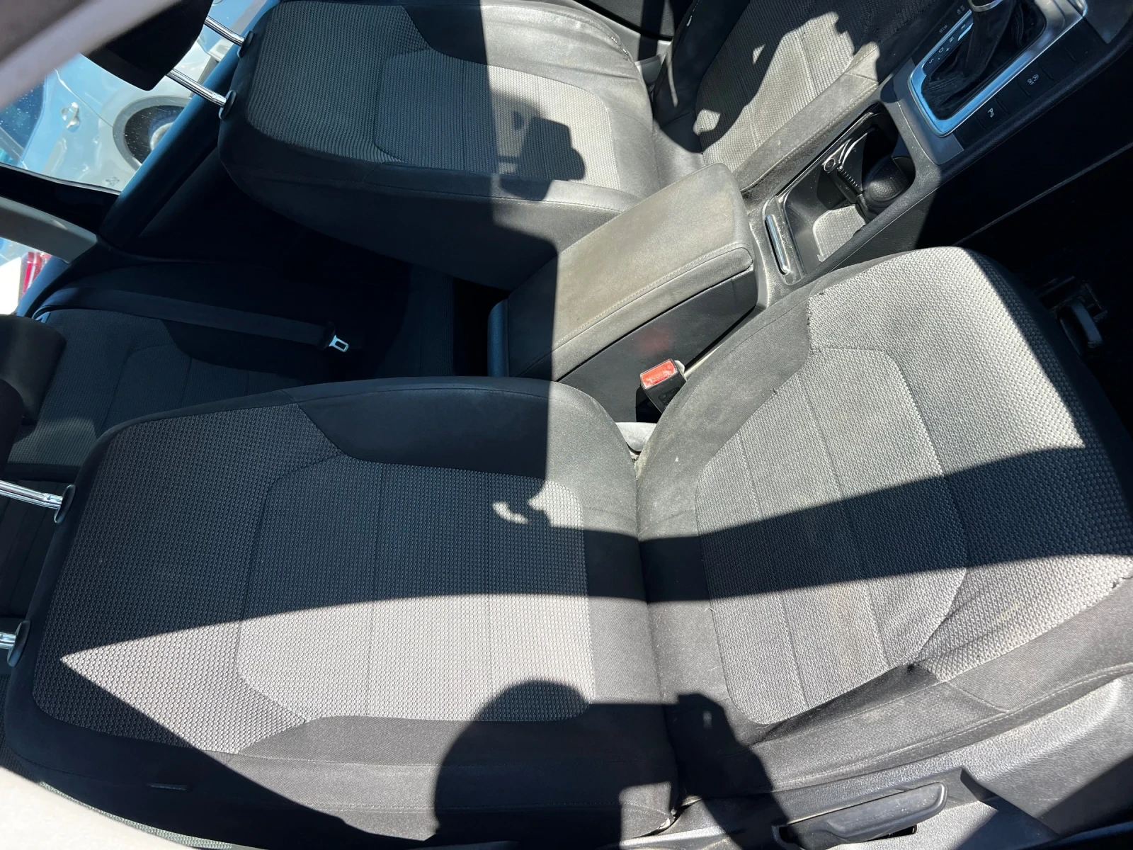 VW Passat VW Passat 2.0 140к.с АВТОМАТИК DSG, снимка 11 - Автомобили и джипове - 55467026