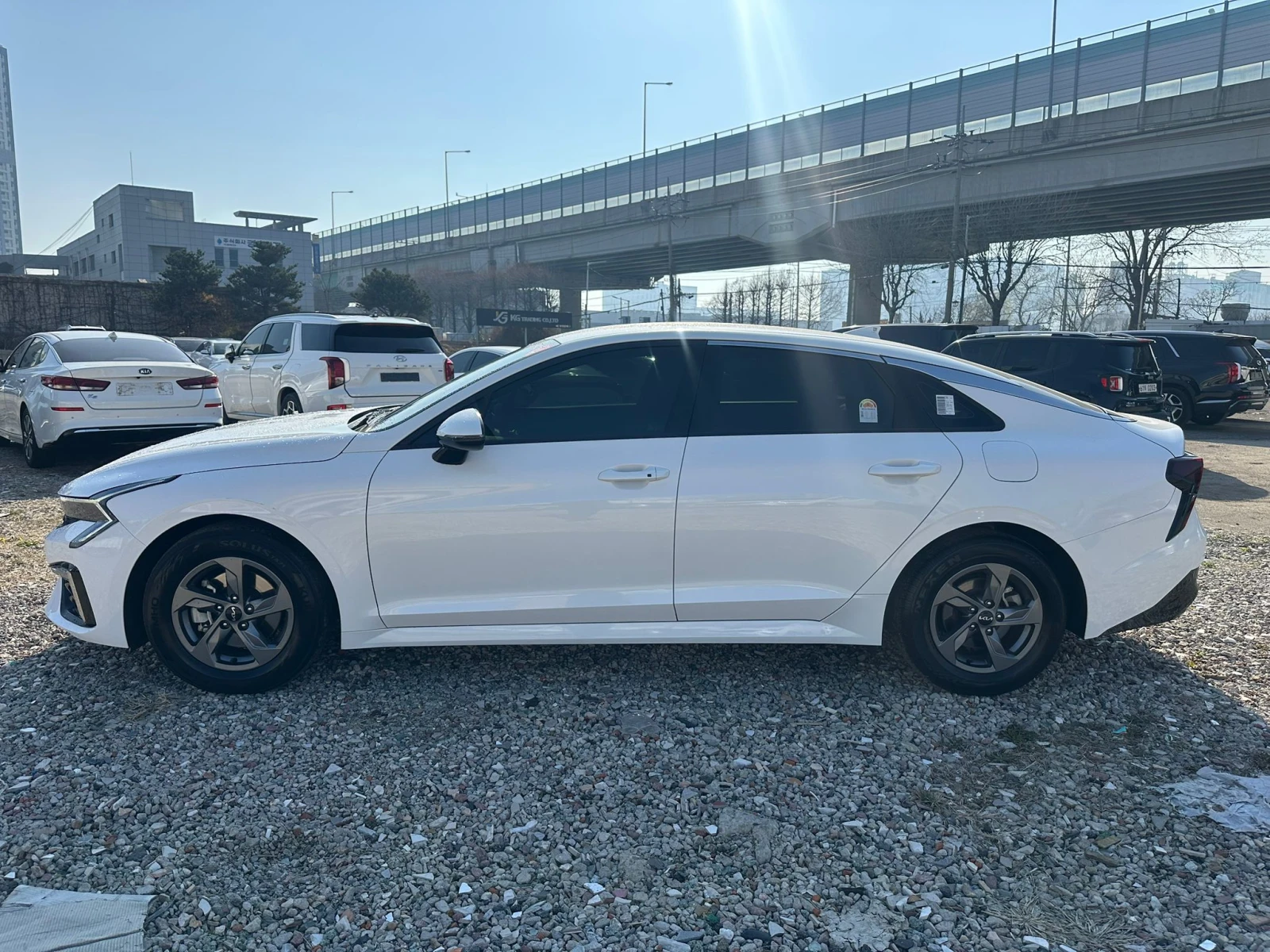 Kia K5 2.0 MPI, снимка 4 - Автомобили и джипове - 55789669