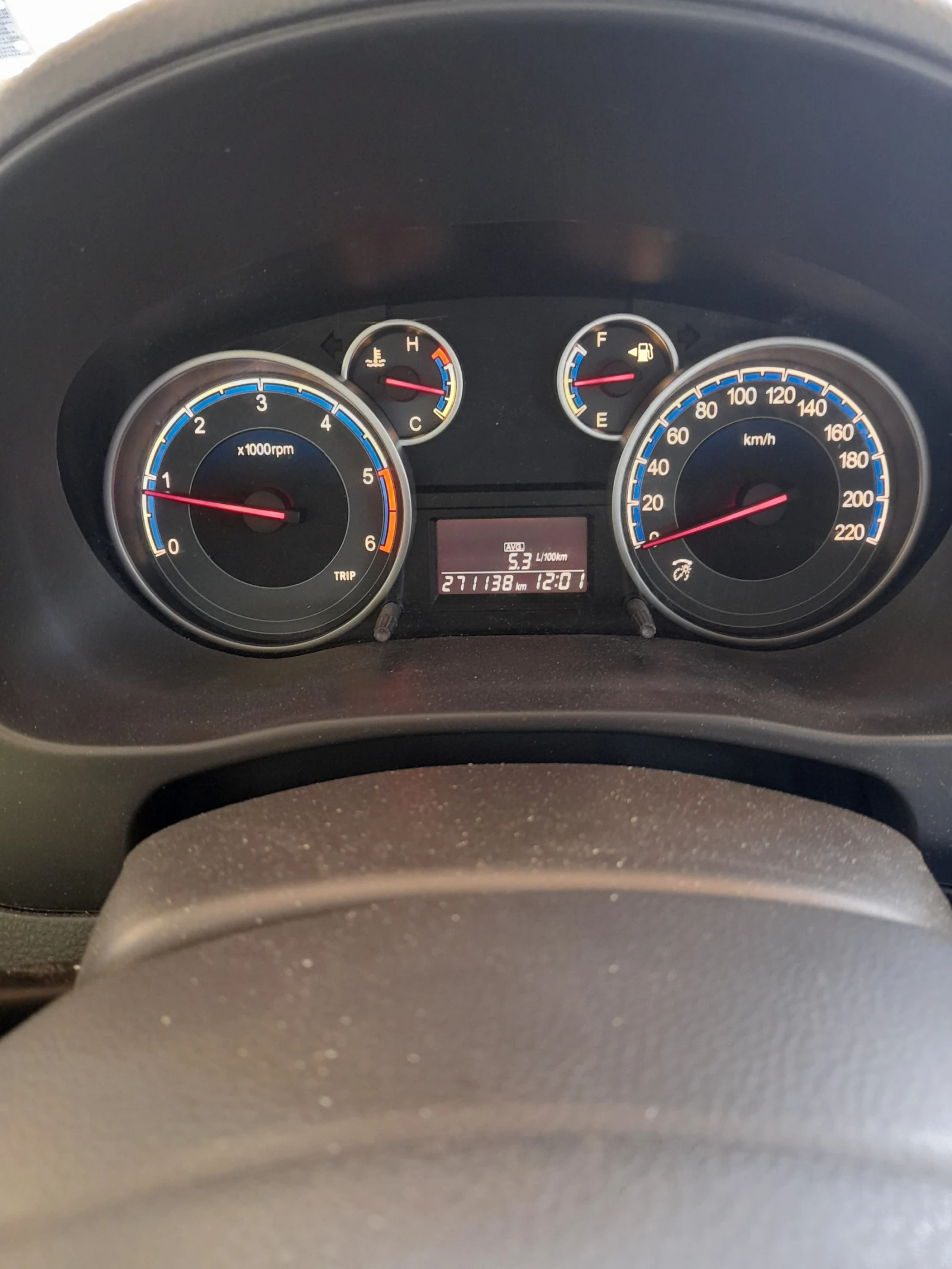 Suzuki SX4 DDiS, снимка 8 - Автомобили и джипове - 55835167