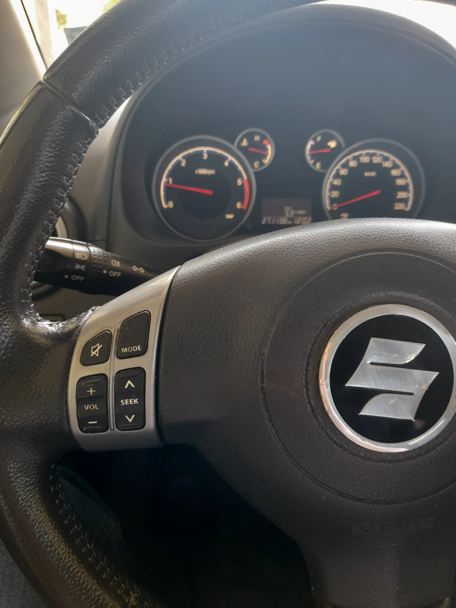 Suzuki SX4 DDiS, снимка 9 - Автомобили и джипове - 55835167