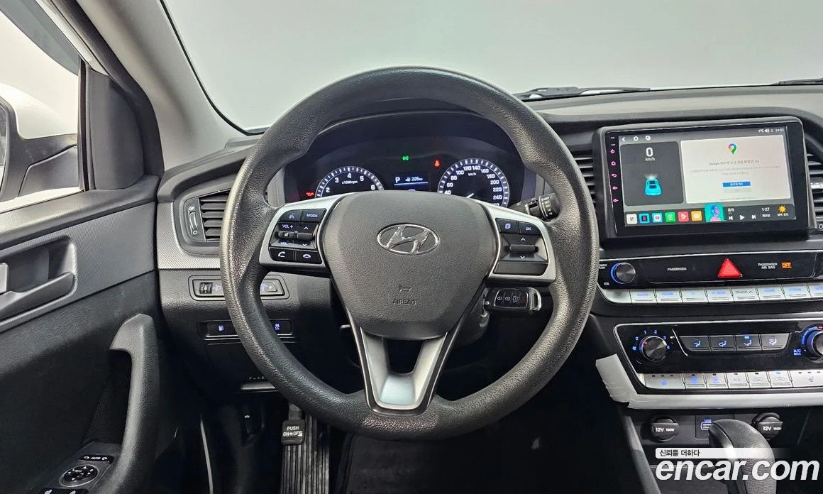 Hyundai Sonata 2.0 Style, снимка 13 - Автомобили и джипове - 55839985