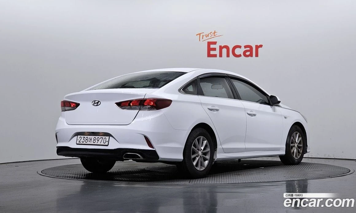 Hyundai Sonata 2.0 Style, снимка 2 - Автомобили и джипове - 55839985