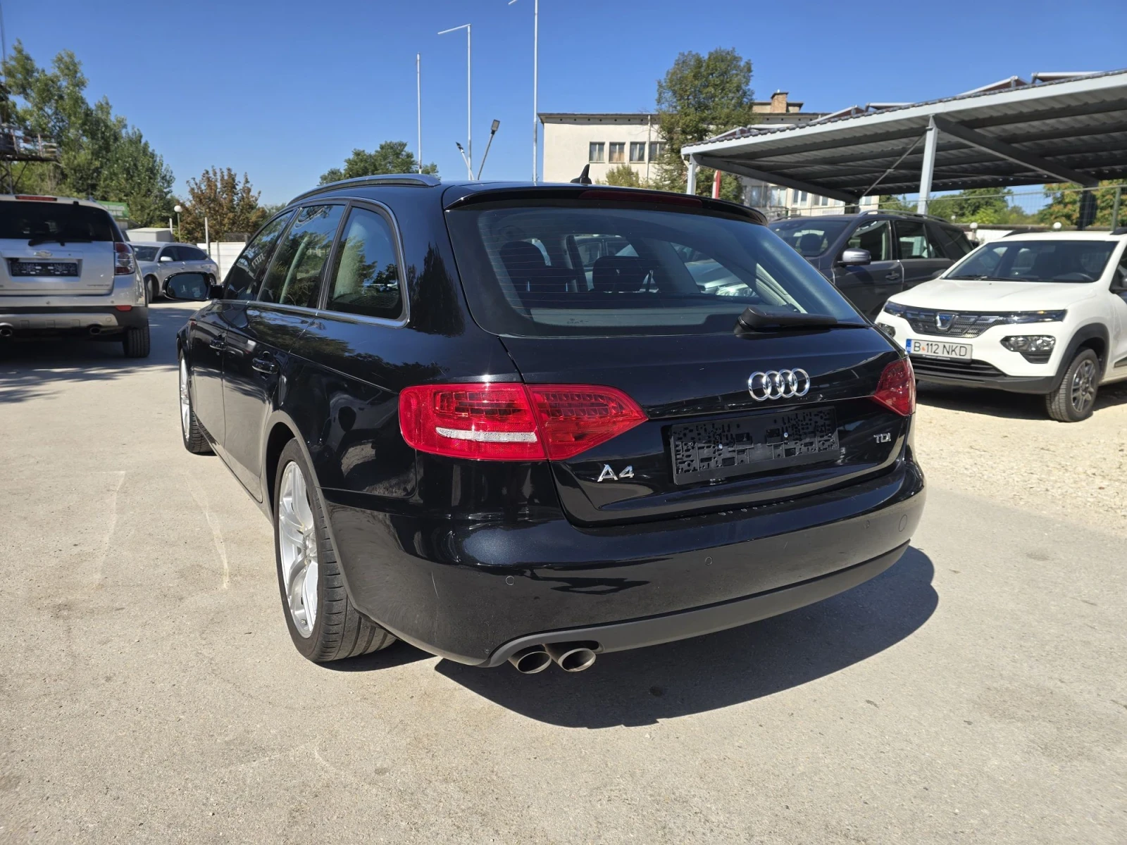 Audi A4 2.0TDI 143к.с 6 скорости Подгряване , снимка 3 - Автомобили и джипове - 55987786