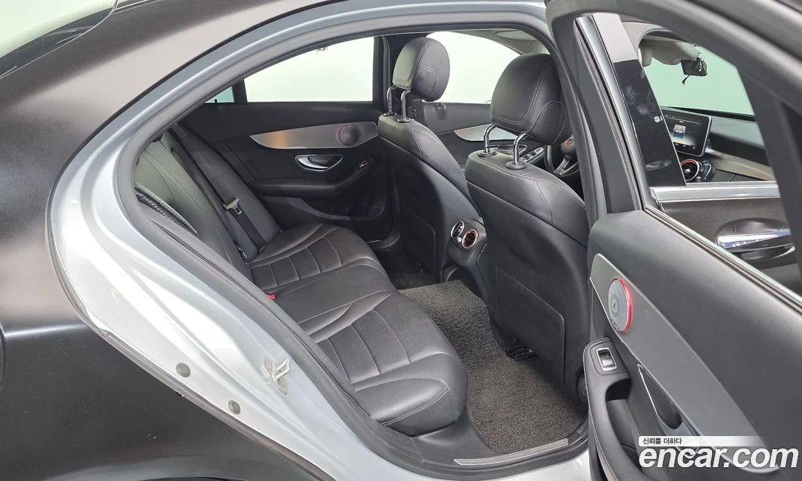 Mercedes-Benz C 220 C220 d Avantgarde, снимка 12 - Автомобили и джипове - 56122488