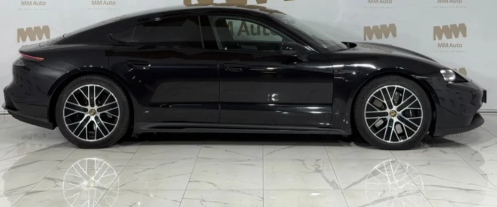 Porsche Taycan, снимка 4 - Автомобили и джипове - 56136480