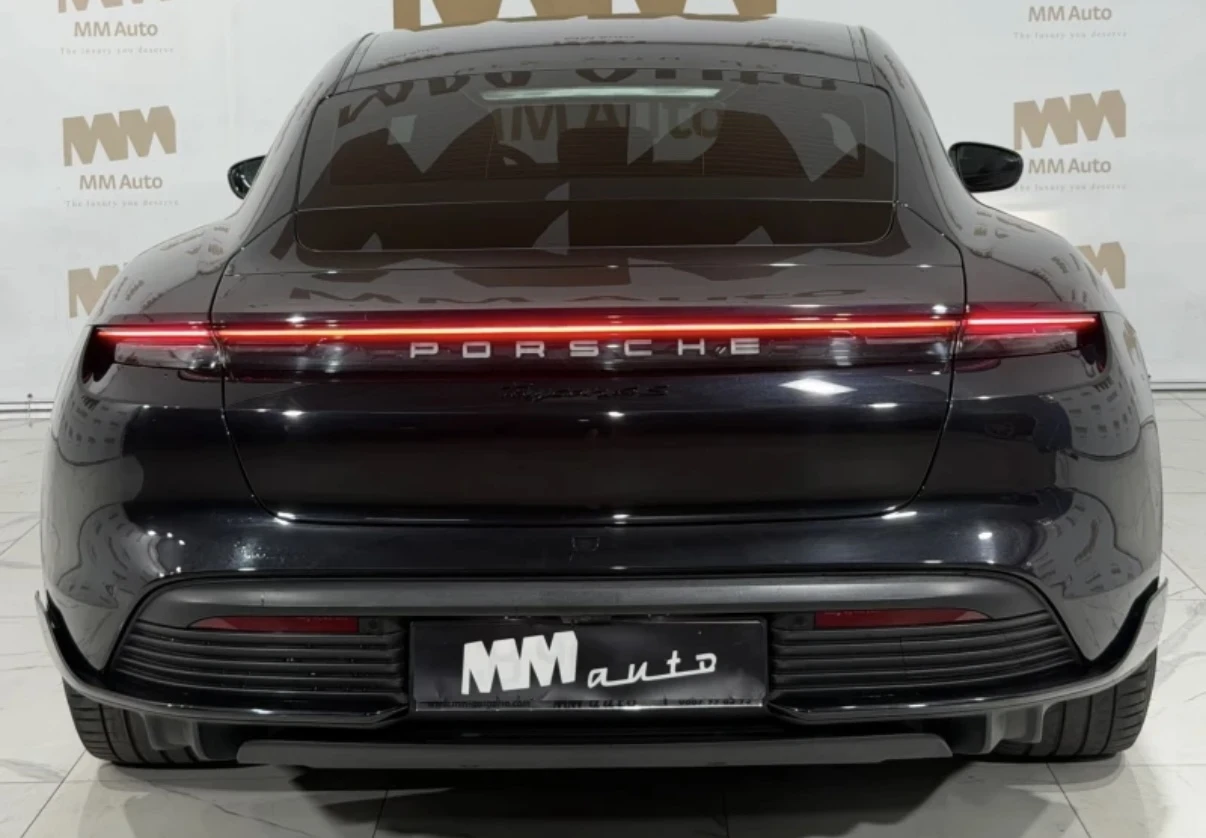 Porsche Taycan, снимка 3 - Автомобили и джипове - 56136480