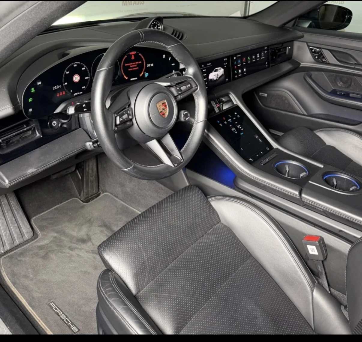 Porsche Taycan, снимка 12 - Автомобили и джипове - 56136480