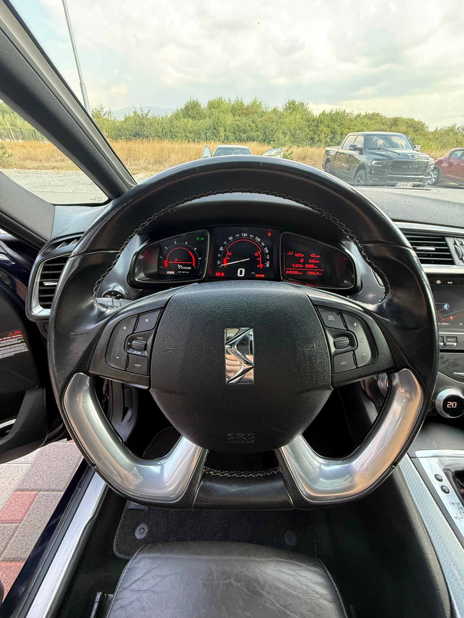 DS DS 5 LIMITED 60 YRS DS, снимка 14 - Автомобили и джипове - 56334363