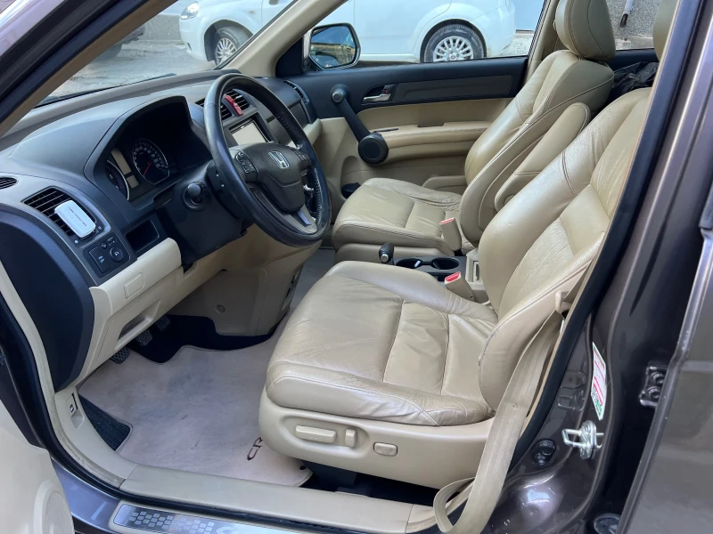 Honda Cr-v Executive , снимка 13 - Автомобили и джипове - 47860469