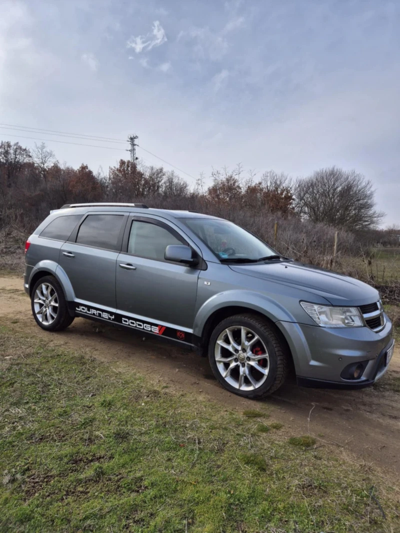 Dodge Journey, снимка 4 - Автомобили и джипове - 49463206