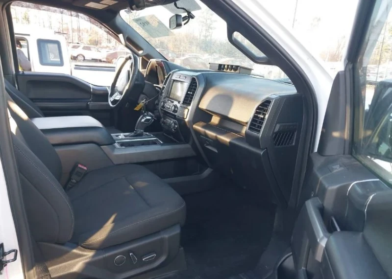 Ford F150, снимка 8 - Автомобили и джипове - 49253833