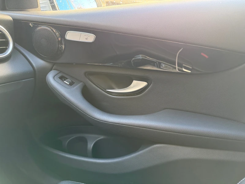 Mercedes-Benz GLC 220 Facelift, снимка 15 - Автомобили и джипове - 52792667
