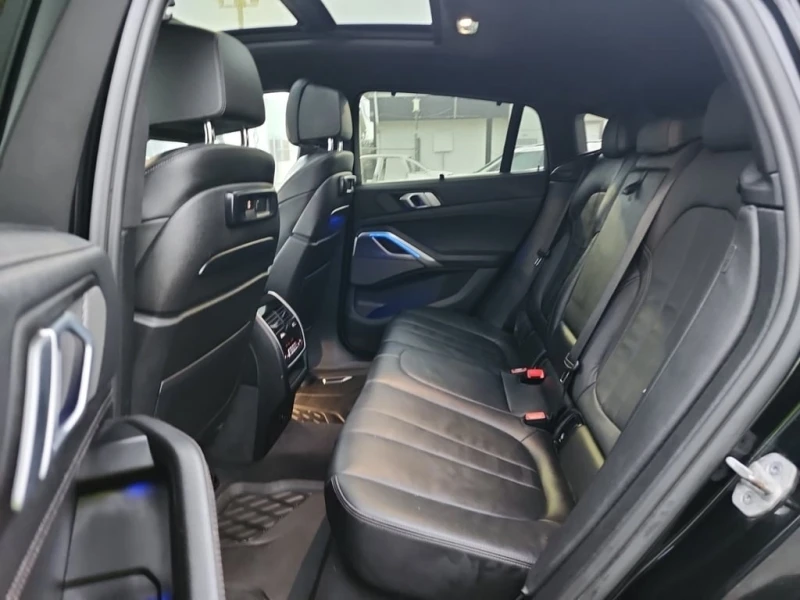 BMW X6 2022 M50I * БЕЗ ПЪРВОНАЧАЛНА ВНОСКА, снимка 12 - Автомобили и джипове - 53020332