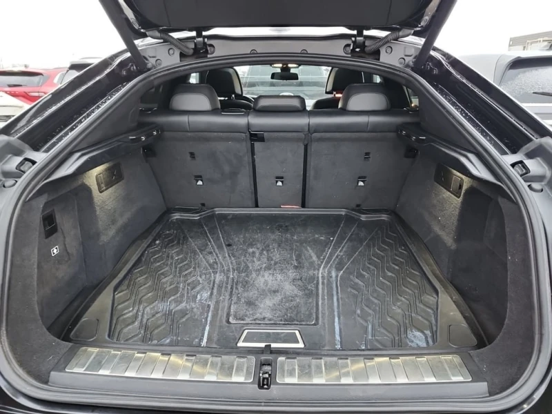 BMW X6 2022 M50I * БЕЗ ПЪРВОНАЧАЛНА ВНОСКА, снимка 13 - Автомобили и джипове - 53020332