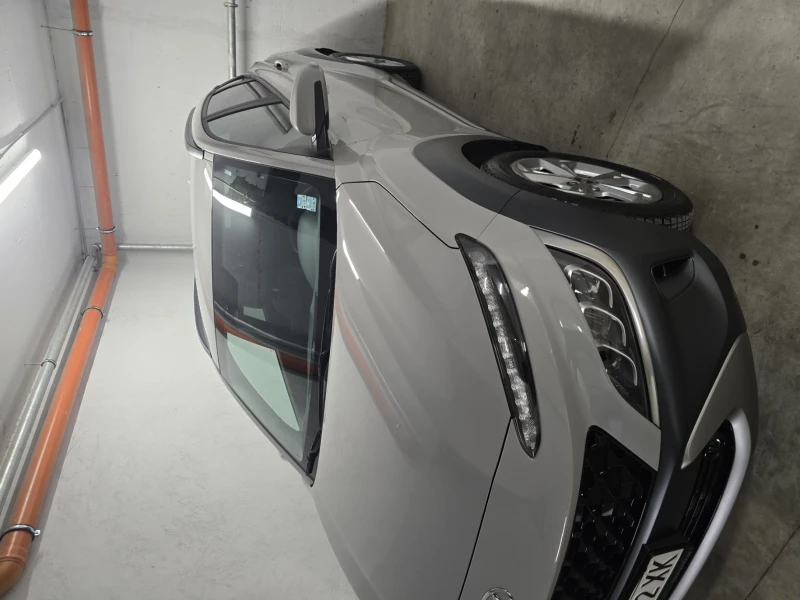 Hyundai Kona, снимка 14 - Автомобили и джипове - 53272497