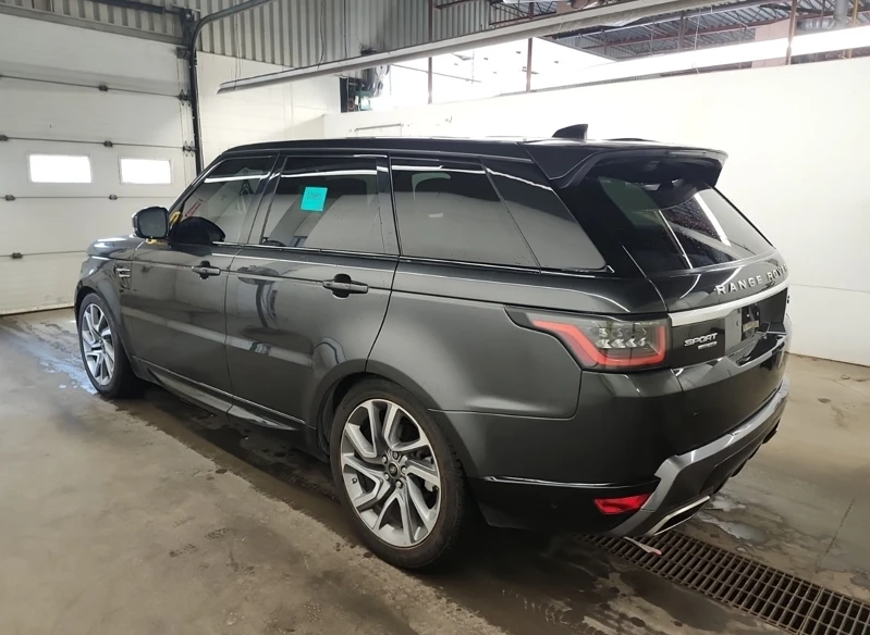 Land Rover Range Rover Sport HSE 3.0L | DIESEL | CARFAX | , снимка 3 - Автомобили и джипове - 54764018