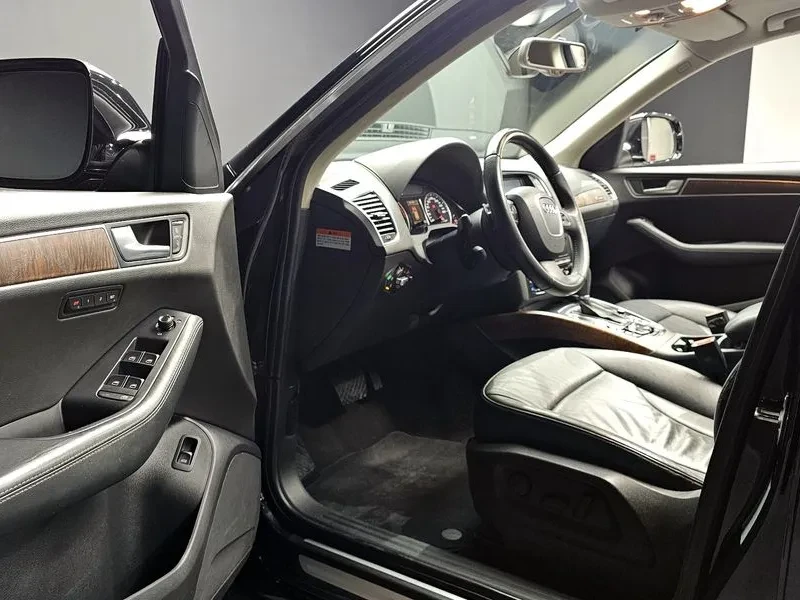 Audi Q5 2.0 TDI Quattro, снимка 10 - Автомобили и джипове - 55129972